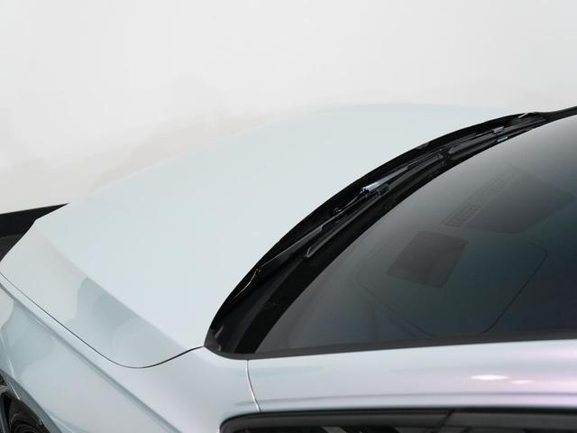 Photo of 2024 BLACK Volkswagen Golf R