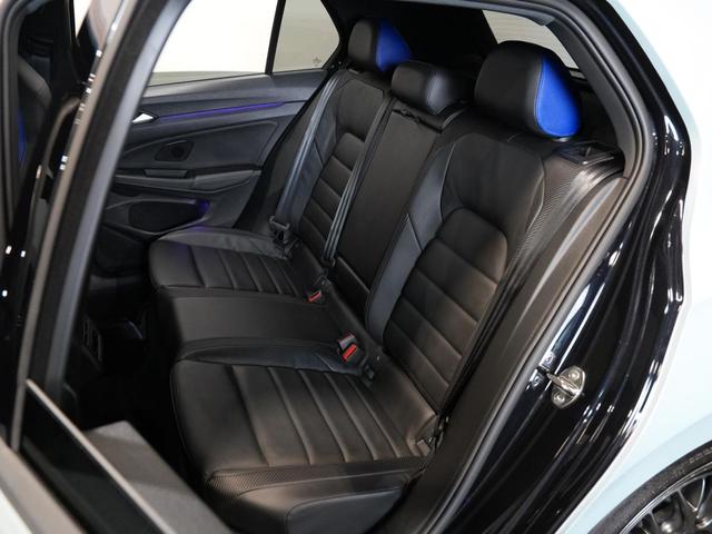 Photo of 2024 BLACK Volkswagen Golf R