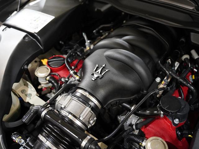 Photo of 2012 Bianco Eldorado Maserati GranTurismo