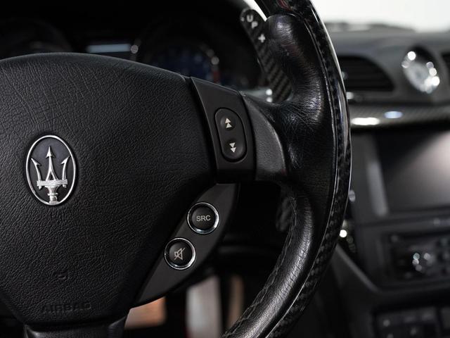 Photo of 2012 Bianco Eldorado Maserati GranTurismo