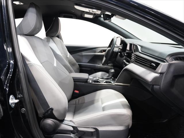 Photo of 2025 BLACK Toyota Camry