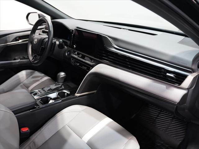 Photo of 2025 BLACK Toyota Camry