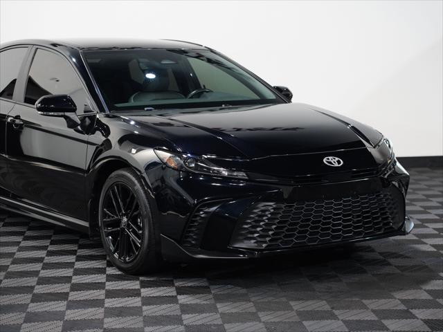 Photo of 2025 BLACK Toyota Camry