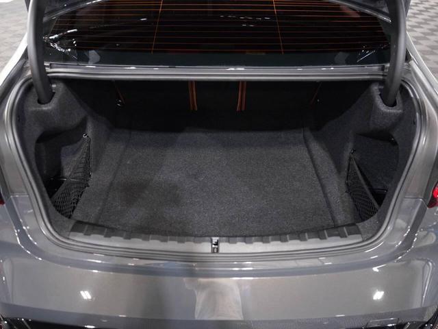 Photo of 2022 Individual Dravit Grey Metallic BMW M3