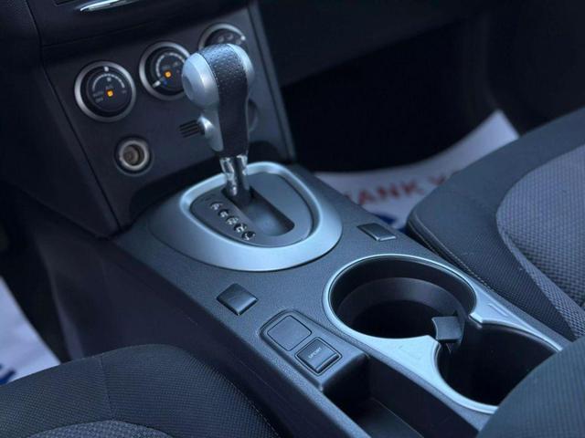 Photo of 2012 Graphite Blue Metallic Nissan Rogue