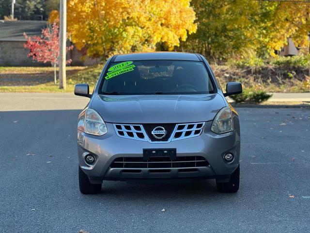 Photo of 2013 Gray Nissan Rogue