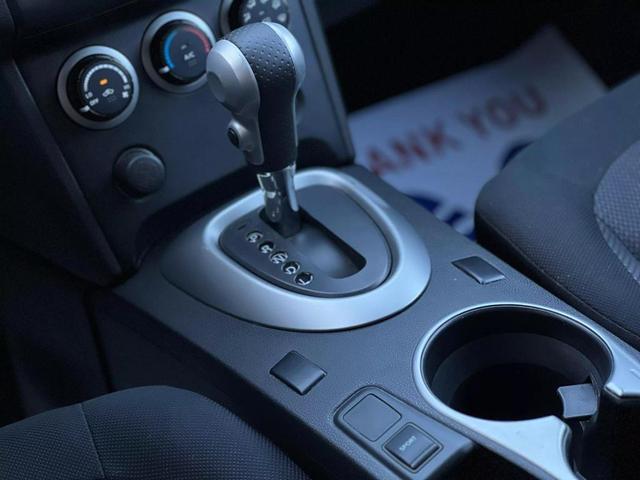 Photo of 2013 Gray Nissan Rogue