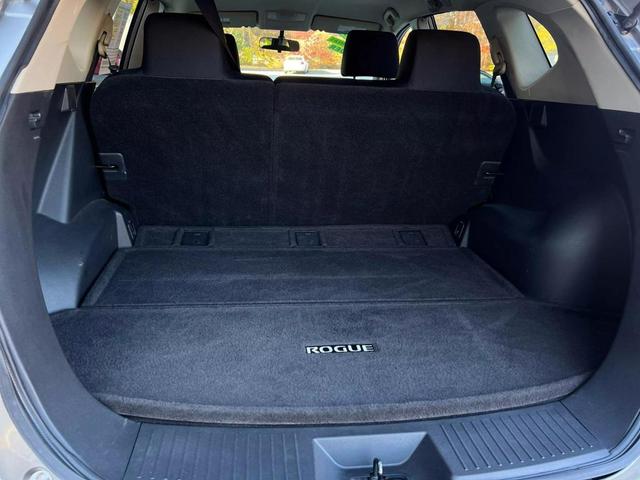 Photo of 2013 Gray Nissan Rogue