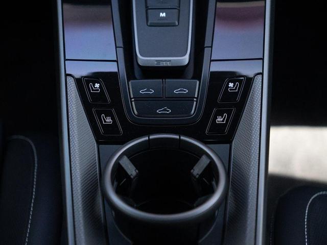 Photo of 2024 Black Porsche 911