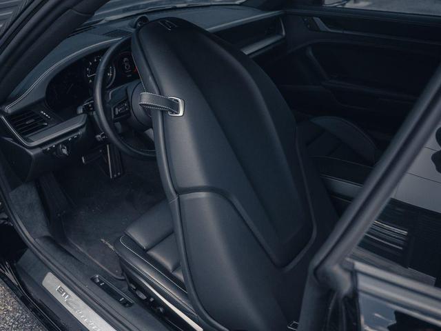 Photo of 2024 Black Porsche 911