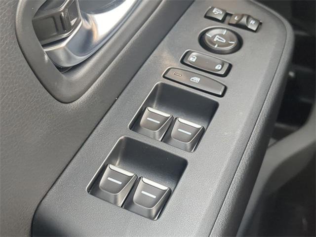 Photo of 2025 Sonic Gray Pearl Honda Pilot