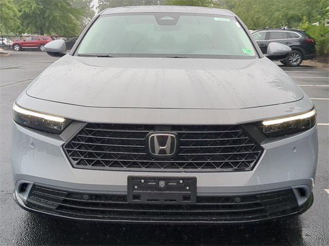 Photo of 2025 Urban Gray Pearl Honda Accord Hybrid