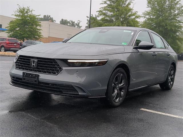 Photo of 2025 Urban Gray Pearl Honda Accord Hybrid