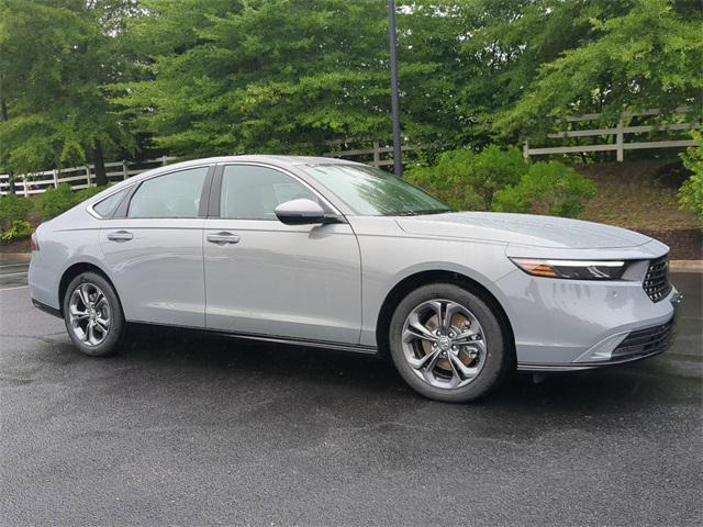 Photo of 2025 Urban Gray Pearl Honda Accord Hybrid