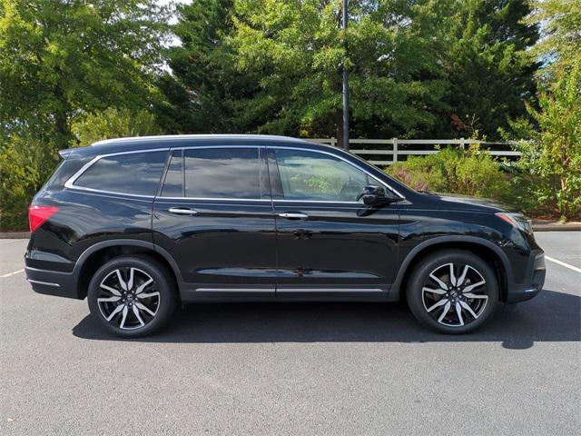 Photo of 2019 Crystal Black Pearl Honda Pilot