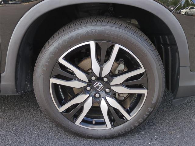 Photo of 2019 Crystal Black Pearl Honda Pilot