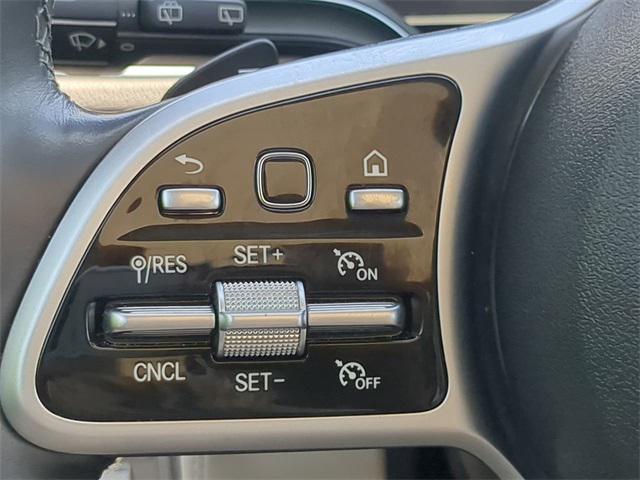 Photo of 2020 Emerald Green Metallic Mercedes-Benz GLE 350