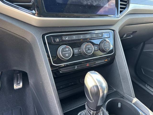 Photo of 2022 Platinum Gray Metallic Volkswagen Atlas