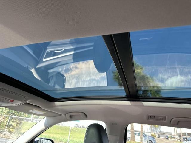 Photo of 2022 Platinum Gray Metallic Volkswagen Atlas
