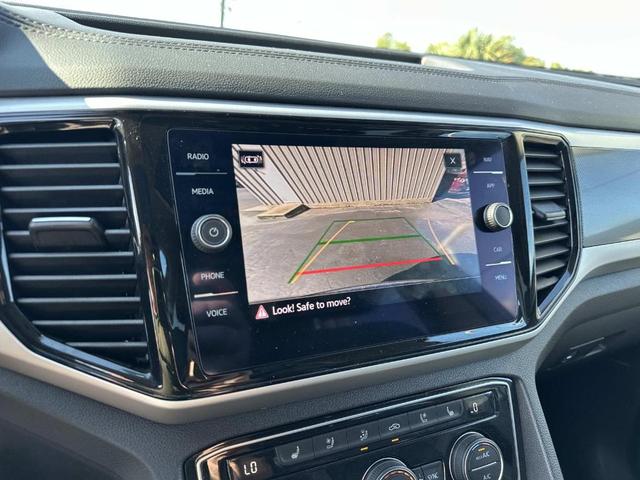 Photo of 2022 Platinum Gray Metallic Volkswagen Atlas