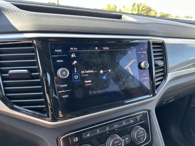 Photo of 2022 Platinum Gray Metallic Volkswagen Atlas