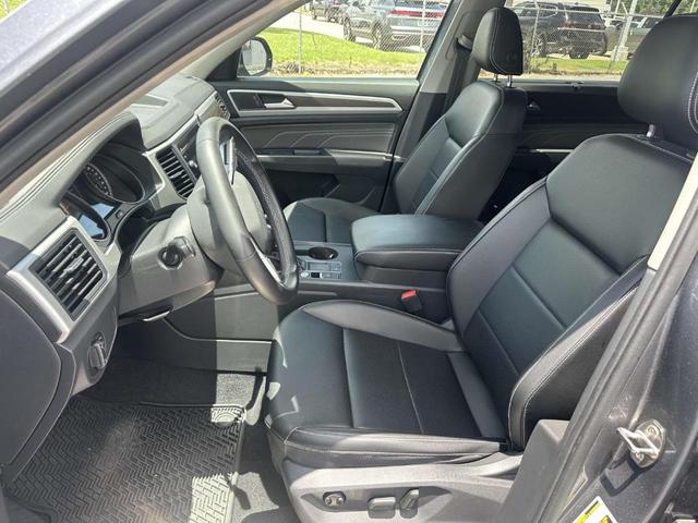 Photo of 2021 Platinum Gray Metallic Volkswagen Atlas
