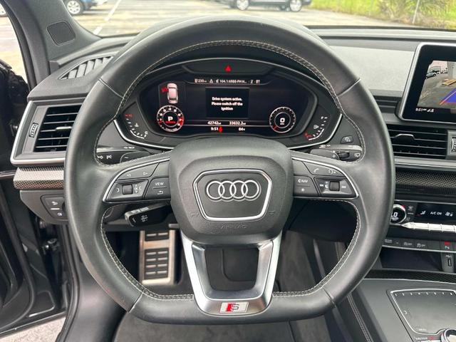 Photo of 2018 Daytona Gray Pearl Effect Audi SQ5