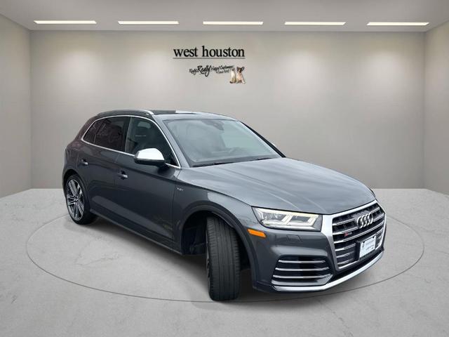 Photo of 2018 Daytona Gray Pearl Effect Audi SQ5