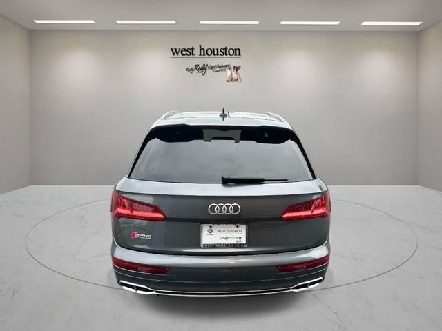 Photo of 2018 Daytona Gray Pearl Effect Audi SQ5