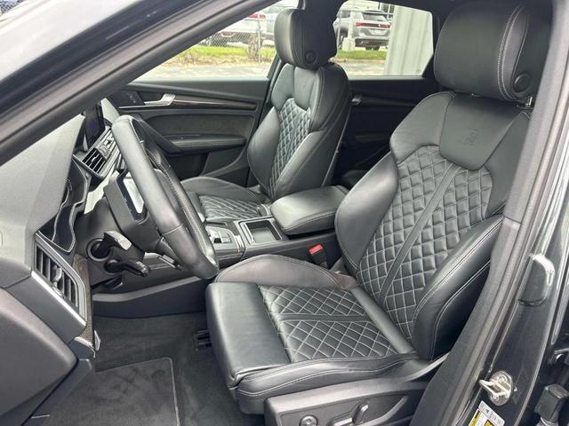 Photo of 2018 Daytona Gray Pearl Effect Audi SQ5