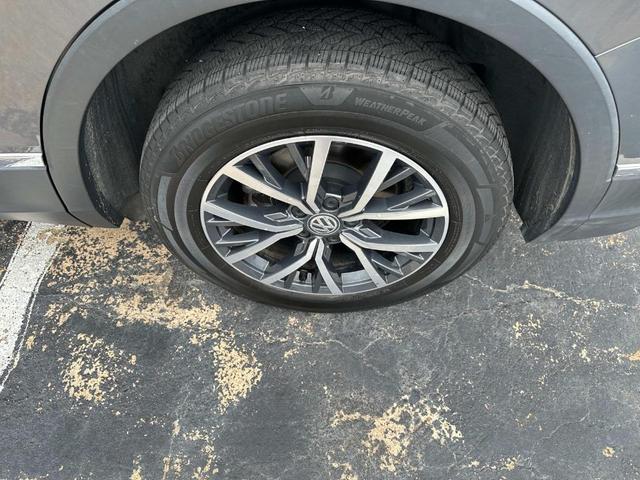 Photo of 2020 Platinum Gray Metallic Volkswagen Tiguan