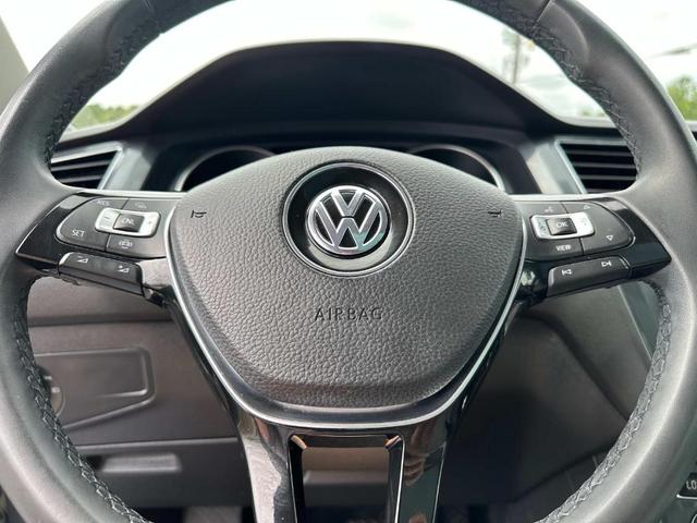 Photo of 2020 Platinum Gray Metallic Volkswagen Tiguan