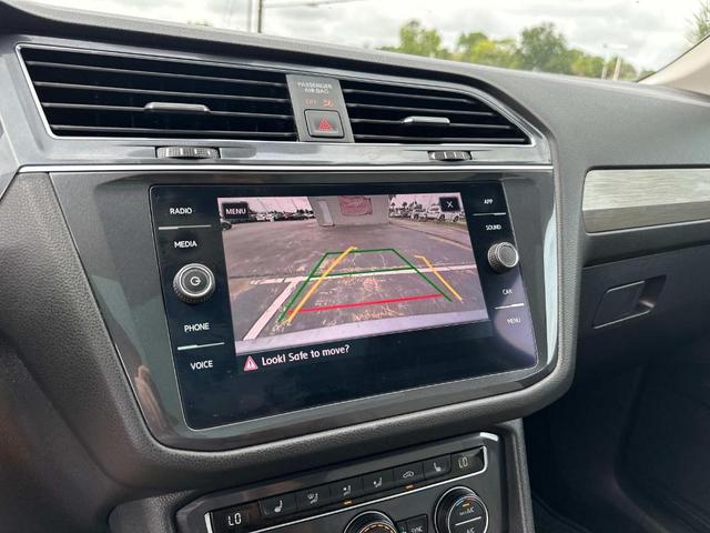 Photo of 2020 Platinum Gray Metallic Volkswagen Tiguan