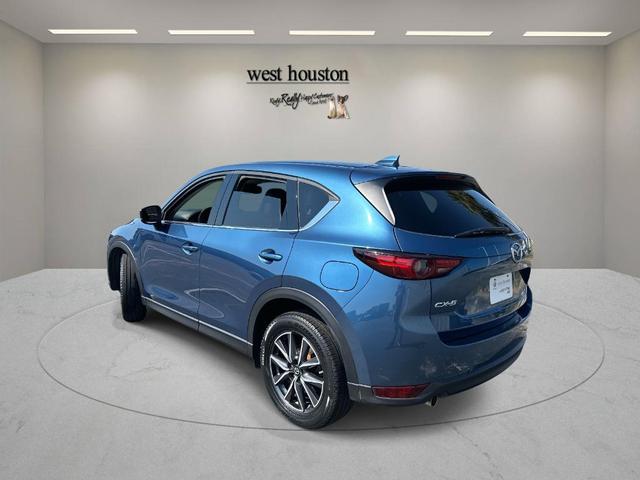 Photo of 2017 Eternal Blue Mica Mazda CX-5