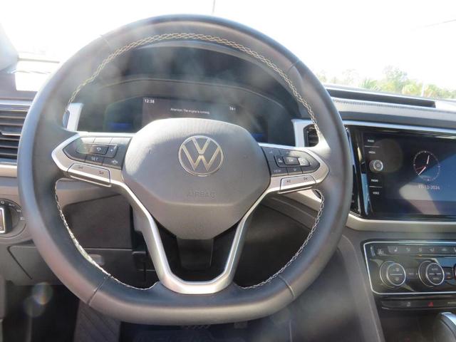 Photo of 2022 Pyrite Silver Metallic Volkswagen Atlas