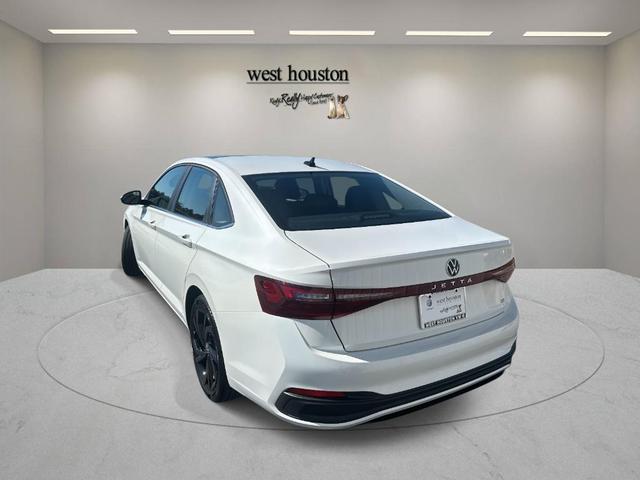 Photo of 2025 Opal White Pearl Effect Volkswagen Jetta