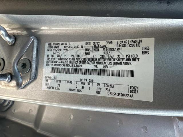 Photo of 2013 Silver Ford Escape