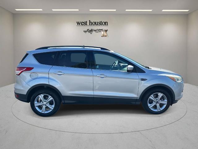 Photo of 2013 Silver Ford Escape