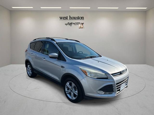 Photo of 2013 Silver Ford Escape
