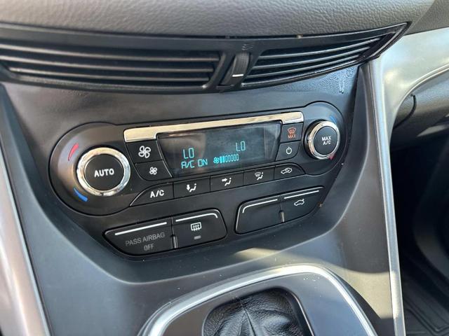 Photo of 2013 Silver Ford Escape