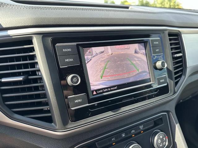 Photo of 2021 Platinum Gray Metallic Volkswagen Atlas