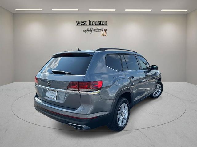 Photo of 2021 Platinum Gray Metallic Volkswagen Atlas