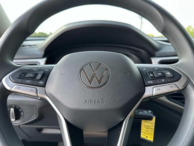 Photo of 2021 Platinum Gray Metallic Volkswagen Atlas