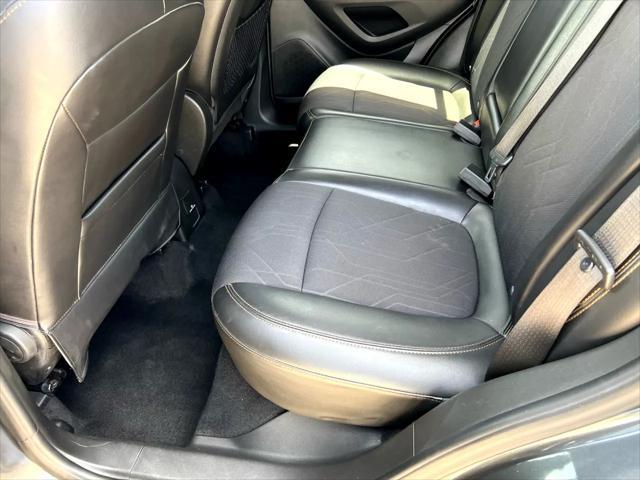 Photo of 2017 Gray Chevrolet Trax