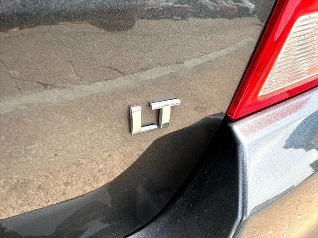 Photo of 2017 Gray Chevrolet Trax