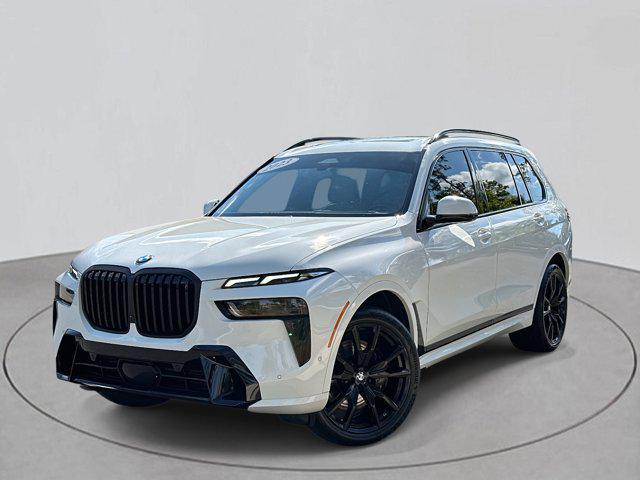 2023 BMW X7
