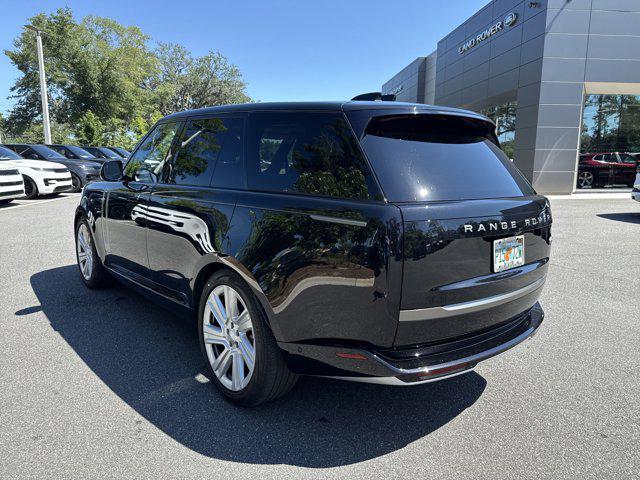 Photo of 2023 Black Land Rover Range Rover