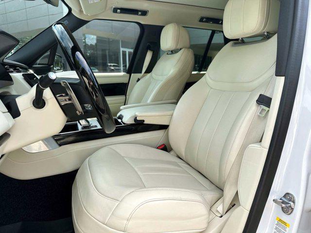 Photo of 2024 Fuji White Land Rover Range Rover