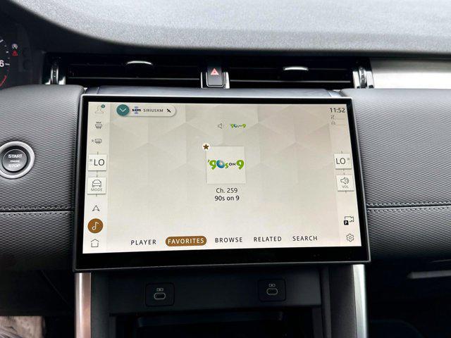 Photo of 2024 Gray Land Rover Discovery Sport