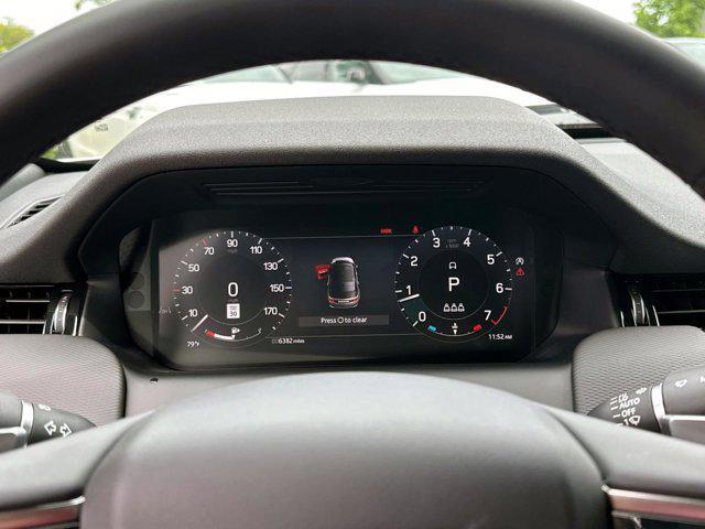Photo of 2024 Gray Land Rover Discovery Sport